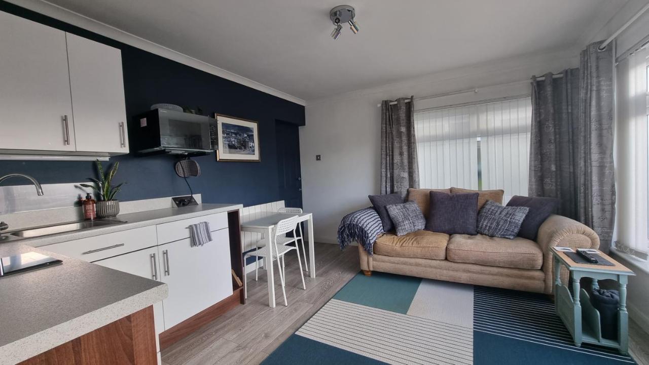 Flintways Apartment New Quay Екстериор снимка